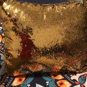 Glittery Gold and Silver Pillow!!